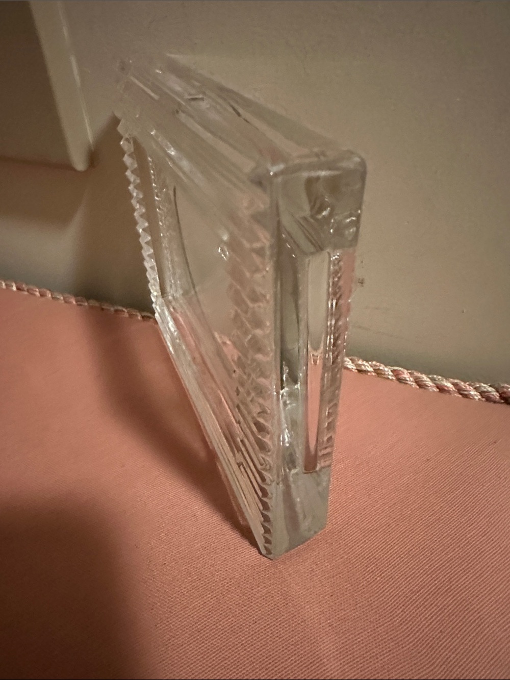 Clear Glass Picture Frame with Ribbed Edges - Picture 2 of 3